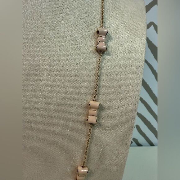 Kate Spade Blush Pink Take A Bow Long Scatter Station Necklace - Picture 2 of 4
